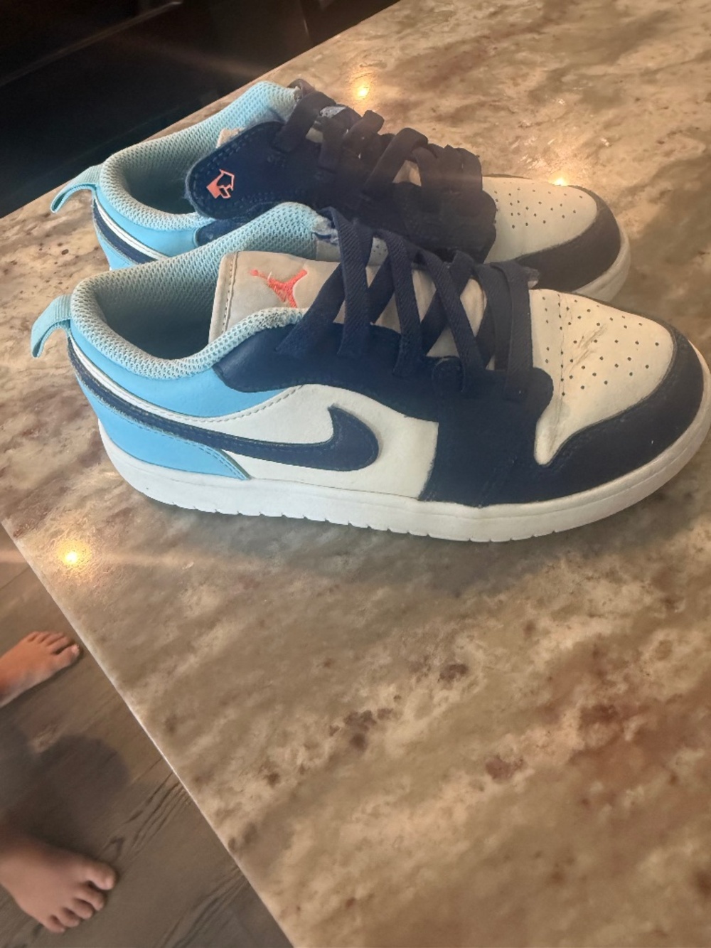3Y Jordan Lows